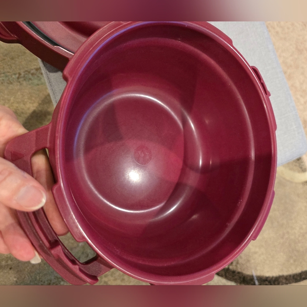 Tupperware Microwave Pressure Cooker - Picture 7 of 11